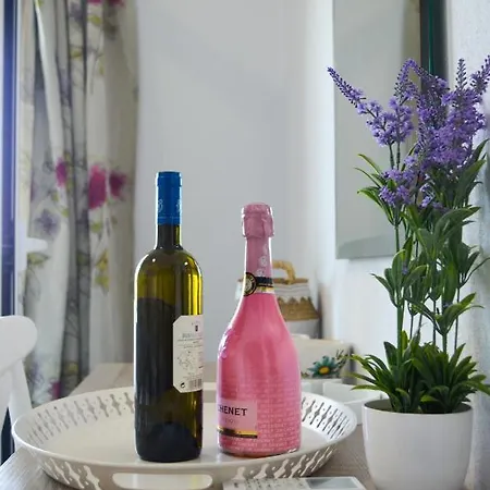 Bloom Achladies (Skiathos)